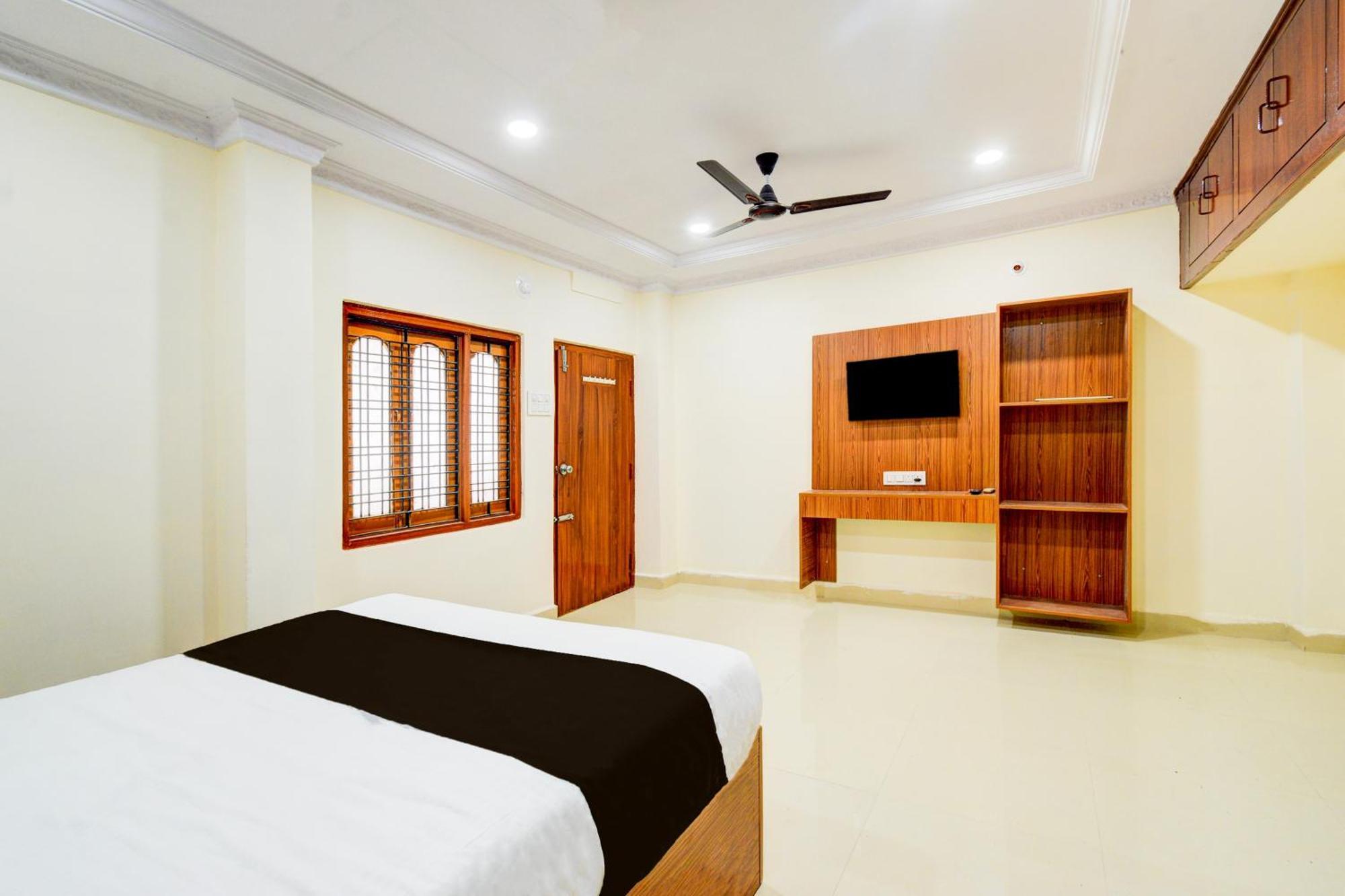 Hotel O D N Groups Sururnagar Экстерьер фото